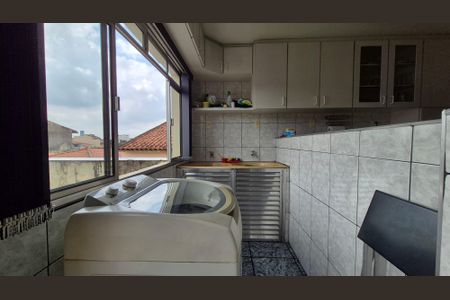 Casa à venda com 259m², 4 quartos e 4 vagas Casa à venda com 259m², 4 quartos e 4 vagasLavanderia