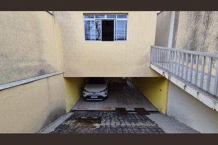 Casa à venda com 259m², 4 quartos e 4 vagas Casa à venda com 259m², 4 quartos e 4 vagasGaragem