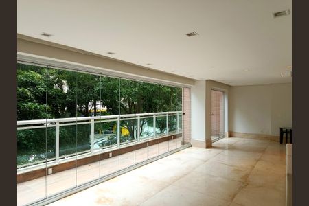 Apartamento para alugar com 170m², 3 quartos e 3 vagasSala