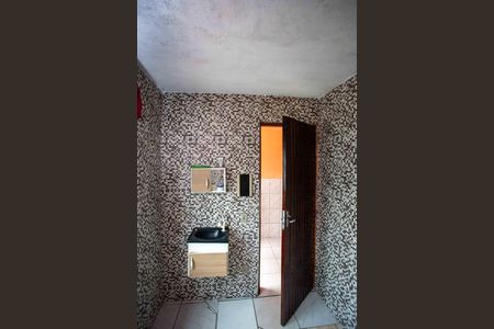 Banheiro de casa para alugar com 1 quarto, 110m² em Serraria, Diadema