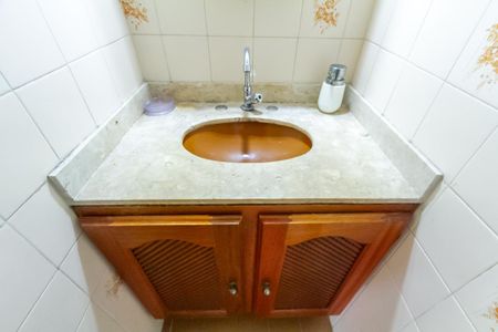 Apartamento para alugar com 65m², 2 quartos e 1 vagaBanheiro