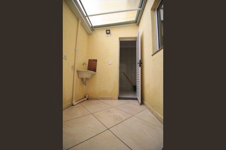 Apartamento à venda com 2 quartos, 55m² em Vila Curuçá, Santo André