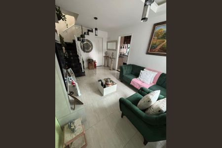 Casa à venda com 183m², 2 quartos e 3 vagas