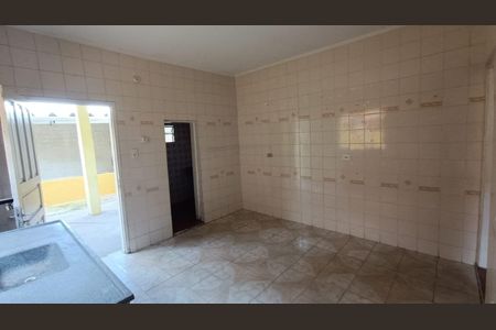 Casa à venda com 3 quartos, 186m² em Jardim Santo Alberto, Santo André