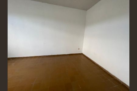 Casa para alugar com 100m², 2 quartos e 1 vagaQuarto