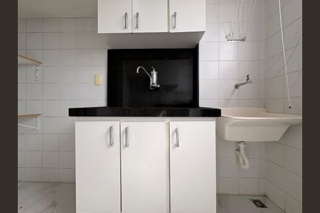 Apartamento para alugar com 87m², 2 quartos e 2 vagasCozinha