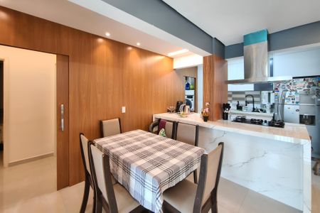 Sala de apartamento para alugar com 3 quartos, 80m² em Jardim Nova Europa, Campinas