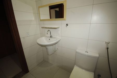 Casa à venda com 390m², 5 quartos e 6 vagasbanheiro 4