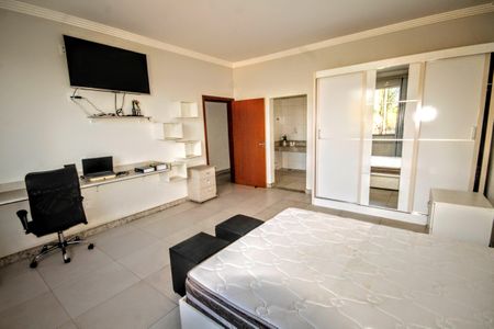 Casa à venda com 390m², 5 quartos e 6 vagasquarto 3