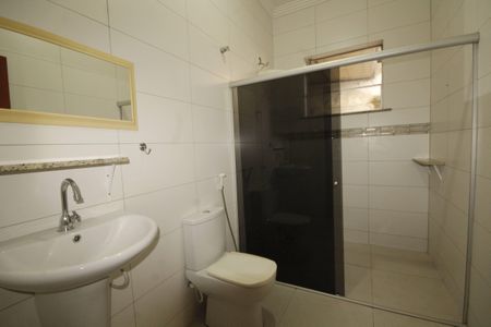 Casa à venda com 390m², 5 quartos e 6 vagasbanheiro 4