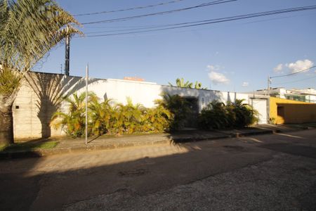 Casa à venda com 390m², 5 quartos e 6 vagasfachada