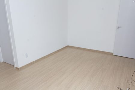 Sala de apartamento para alugar com 2 quartos, 48m² em Campo Grande, Rio de Janeiro