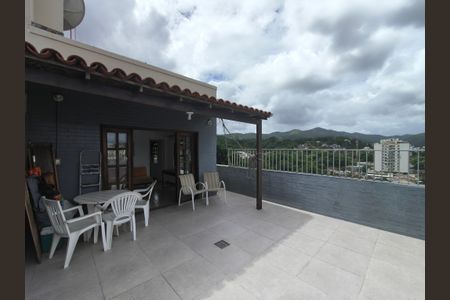 Apartamento para alugar com 127m², 3 quartos e 1 vaga