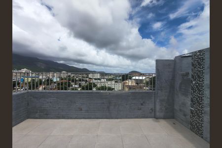 Apartamento para alugar com 127m², 3 quartos e 1 vaga