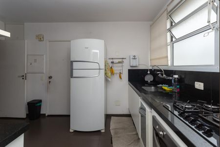 Apartamento à venda com 135m², 3 quartos e 1 vaga Apartamento à venda com 135m², 3 quartos e 1 vagaCozinha Americana