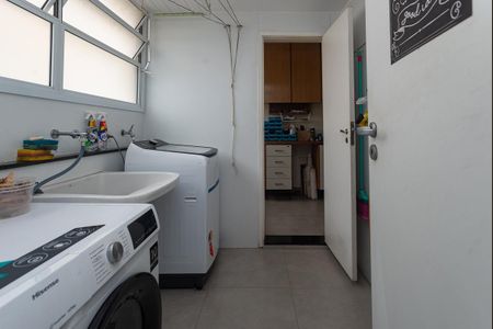 Apartamento à venda com 135m², 3 quartos e 1 vaga Apartamento à venda com 135m², 3 quartos e 1 vagaÁrea de Serviço