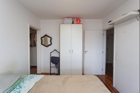 Apartamento à venda com 135m², 3 quartos e 1 vaga Apartamento à venda com 135m², 3 quartos e 1 vagaQuarto 1 Suíte