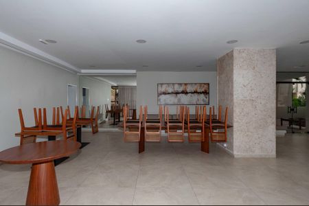 Apartamento à venda com 135m², 3 quartos e 1 vaga Apartamento à venda com 135m², 3 quartos e 1 vagaÁrea Comum