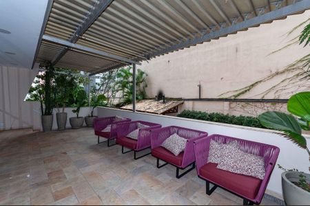 Apartamento à venda com 135m², 3 quartos e 1 vaga Apartamento à venda com 135m², 3 quartos e 1 vagaÁrea Comum