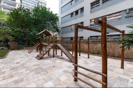 Apartamento à venda com 135m², 3 quartos e 1 vaga Apartamento à venda com 135m², 3 quartos e 1 vagaÁrea Comum