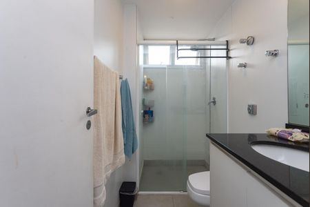 Apartamento à venda com 135m², 3 quartos e 1 vaga Apartamento à venda com 135m², 3 quartos e 1 vagaBanheiro do quarto 1 Suíte