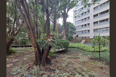 Apartamento à venda com 135m², 3 quartos e 1 vaga Apartamento à venda com 135m², 3 quartos e 1 vagaÁrea Comum