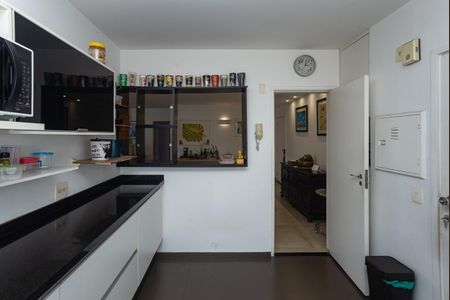 Apartamento à venda com 135m², 3 quartos e 1 vaga Apartamento à venda com 135m², 3 quartos e 1 vagaCozinha Americana