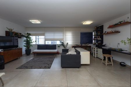 Apartamento à venda com 135m², 3 quartos e 1 vaga Apartamento à venda com 135m², 3 quartos e 1 vagaSala