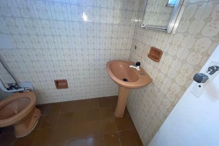 Casa para alugar com 100m², 1 quarto e sem vaga Casa para alugar com 100m², 1 quarto e sem vagaBanheiro