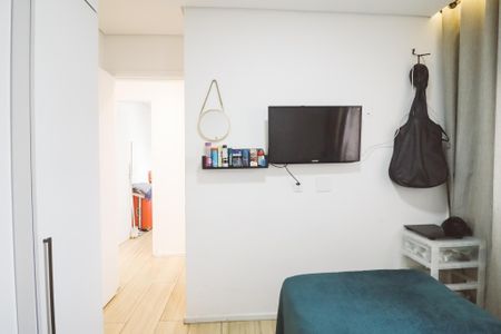 Quarto 1 de apartamento para alugar com 2 quartos, 43m² em Vila Nova Cachoeirinha, São Paulo
