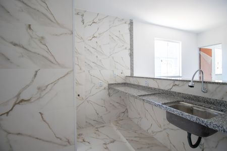 Casa de condomínio para alugar com 55m², 2 quartos e sem vaga Casa de condomínio para alugar com 55m², 2 quartos e sem vagaCozinha