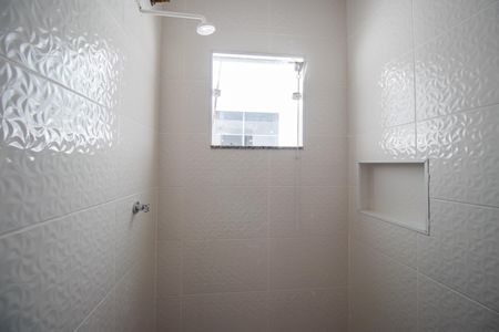 Casa de condomínio para alugar com 55m², 2 quartos e sem vaga Casa de condomínio para alugar com 55m², 2 quartos e sem vagaBanheiro