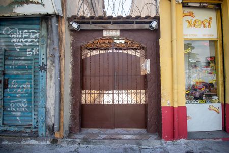 Casa de condomínio para alugar com 55m², 2 quartos e sem vaga Casa de condomínio para alugar com 55m², 2 quartos e sem vagaEntrada