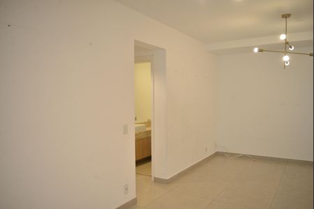 Apartamento à venda com 115m², 3 quartos e 2 vagasSala