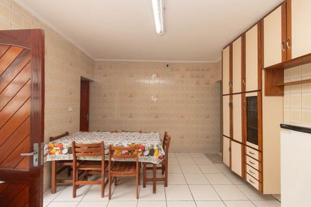 Casa para alugar com 129m², 2 quartos e 2 vagasCozinha