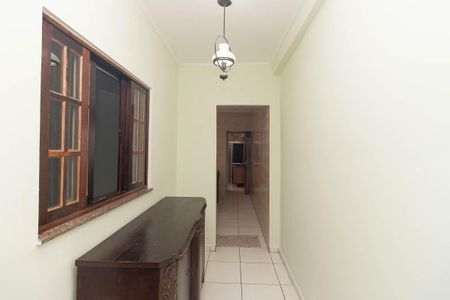 Casa para alugar com 129m², 2 quartos e 2 vagasHall