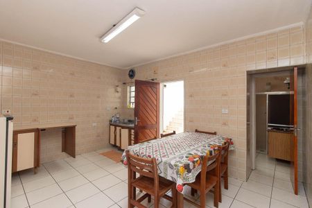 Casa para alugar com 129m², 2 quartos e 2 vagasCozinha