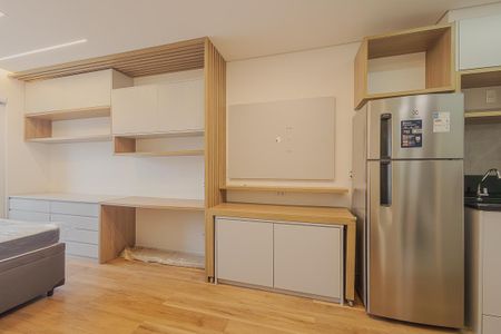 Quarto de kitnet/studio para alugar com 1 quarto, 29m² em Pinheiros, São Paulo