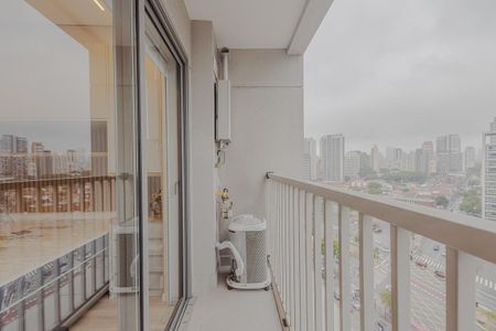 Varanda de kitnet/studio para alugar com 1 quarto, 29m² em Pinheiros, São Paulo