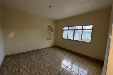 Quarto de casa para alugar com 1 quarto, 100m² em Engenho do Porto, Duque de Caxias
