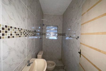 Banheiro de casa para alugar com 1 quarto, 100m² em Engenho do Porto, Duque de Caxias