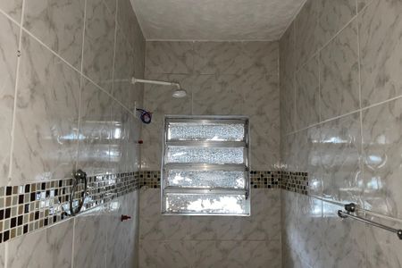 Banheiro de casa para alugar com 1 quarto, 100m² em Engenho do Porto, Duque de Caxias