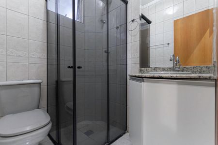 Apartamento à venda com 180m², 3 quartos e 4 vagas Apartamento à venda com 180m², 3 quartos e 4 vagasBanheiro da suíte