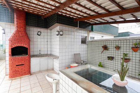 Apartamento à venda com 180m², 3 quartos e 4 vagas Apartamento à venda com 180m², 3 quartos e 4 vagasCobertura