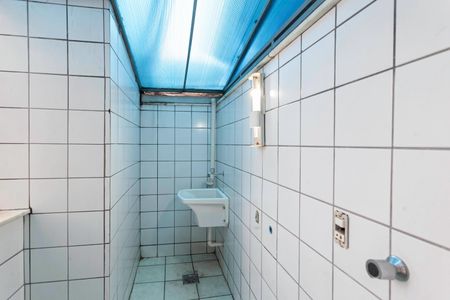 Apartamento à venda com 180m², 3 quartos e 4 vagas Apartamento à venda com 180m², 3 quartos e 4 vagasCobertura - Área de serviço