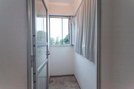 Apartamento à venda com 180m², 3 quartos e 4 vagas Apartamento à venda com 180m², 3 quartos e 4 vagasVaranda da suíte