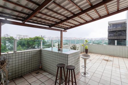 Apartamento à venda com 180m², 3 quartos e 4 vagas Apartamento à venda com 180m², 3 quartos e 4 vagasCobertura