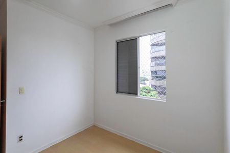 Apartamento à venda com 180m², 3 quartos e 4 vagas Apartamento à venda com 180m², 3 quartos e 4 vagasQuarto 2