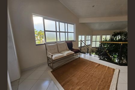 Casa de condomínio para alugar com 500m², 4 quartos e 9 vagas