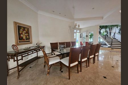 Casa de condomínio para alugar com 500m², 4 quartos e 9 vagas